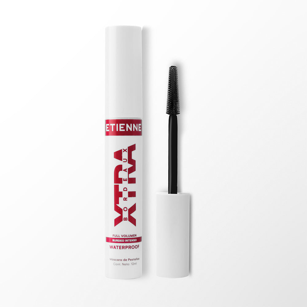 Mascara de Xtra Bordeaux Super Waterproof