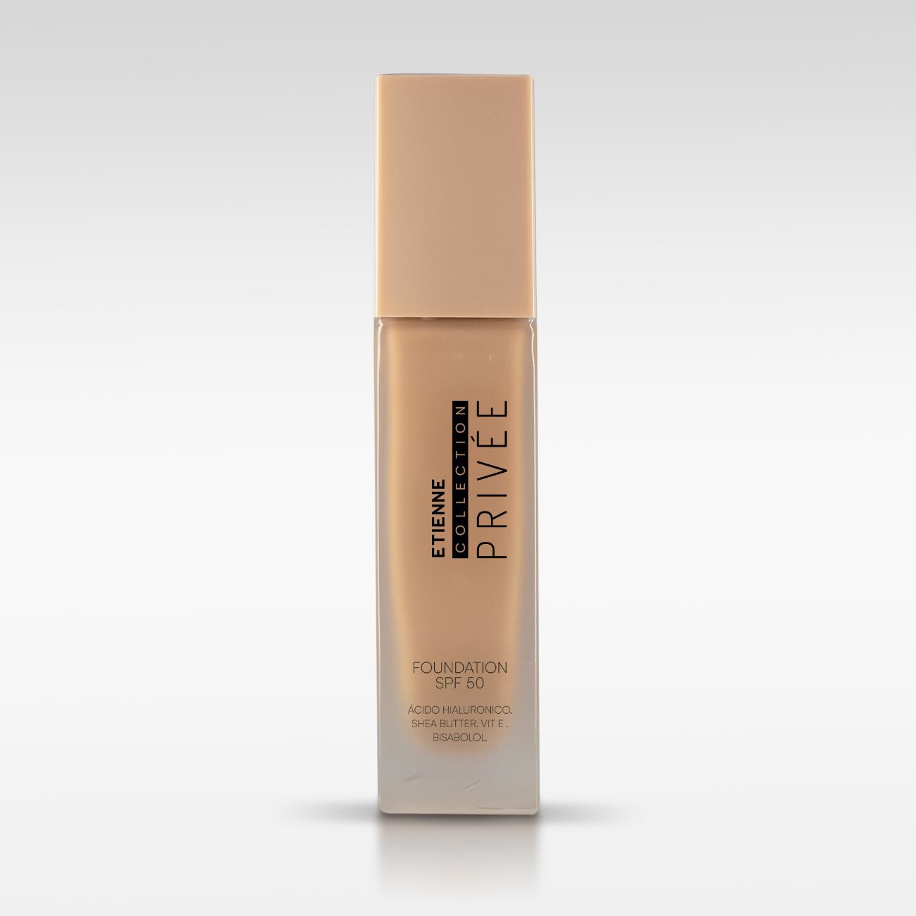 Privee Foundation SPF 50 Lumiere 01 con Acido Hialuronico y Vitamina E